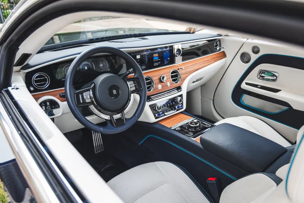 Rolls Royce Spectre 2024 image 2