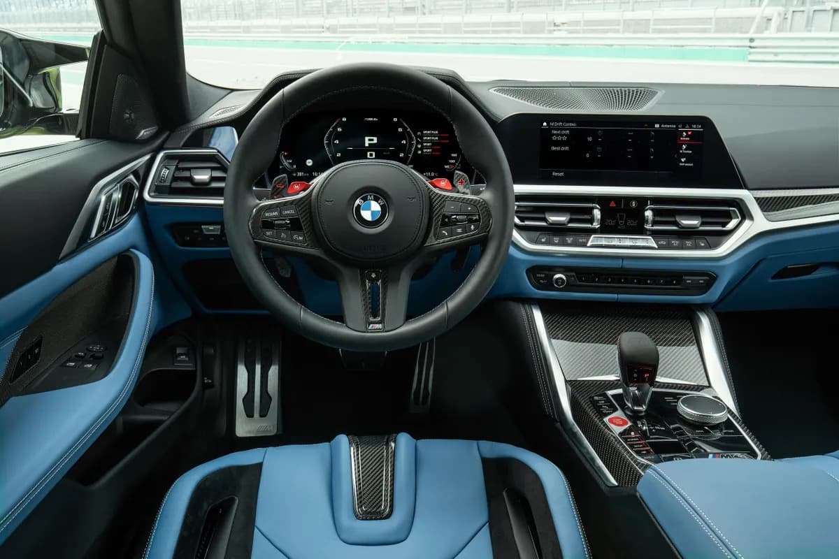 BMW M4 image 3
